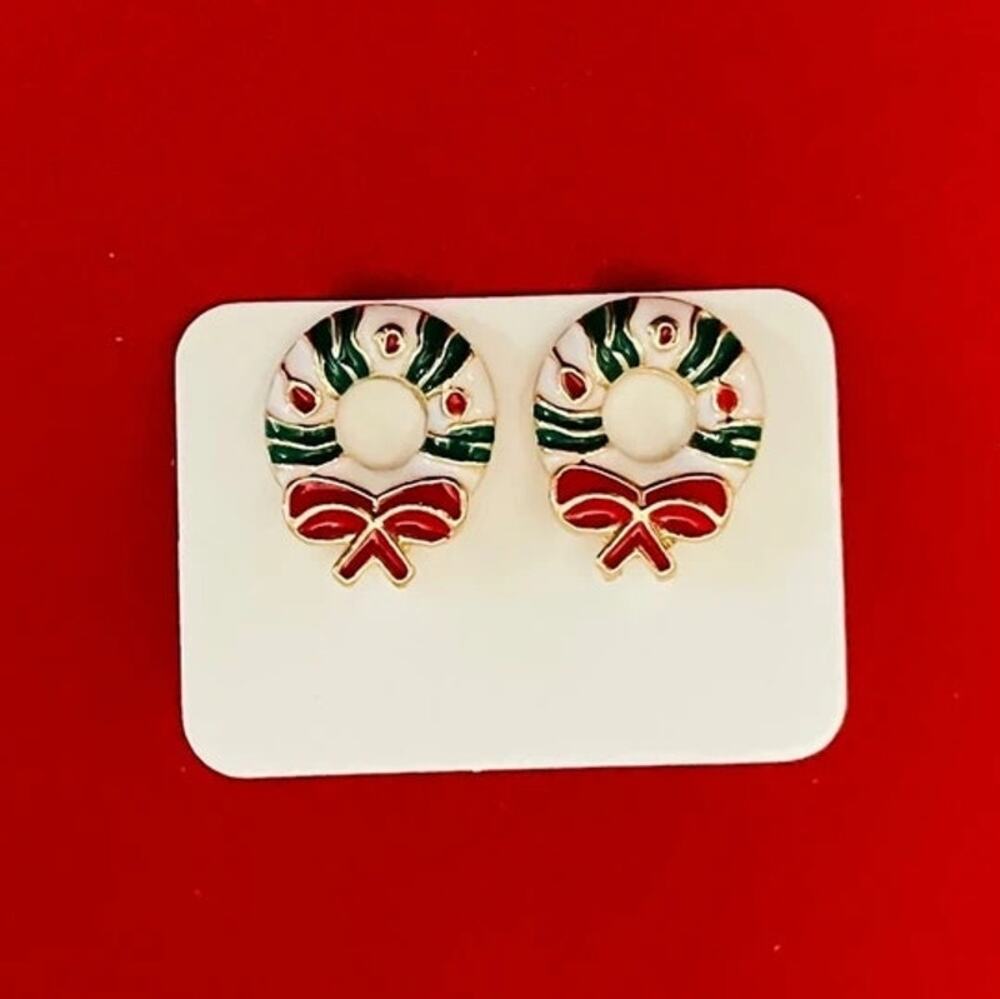 NEW Earrings Christmas Wreath Pretty Stud Earrings Fashion Jewelry